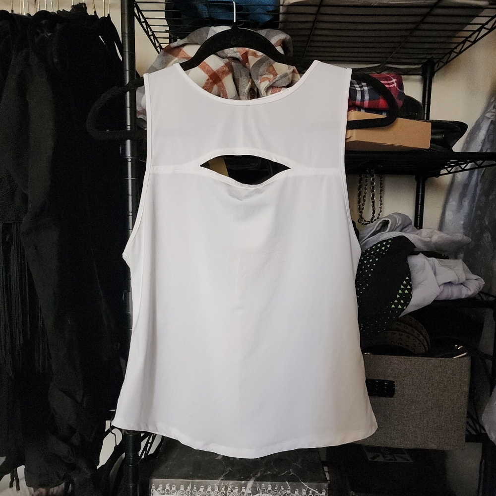 Buffbunny Botanical Tank In White, Small